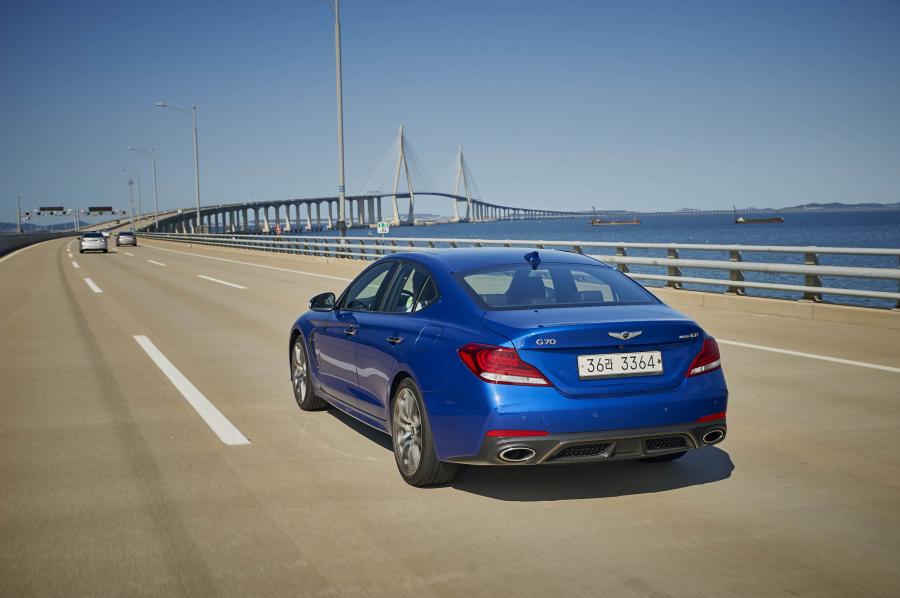  Genesis G70 3.3T 2017 года  (KR) (фото 52 из 86)
